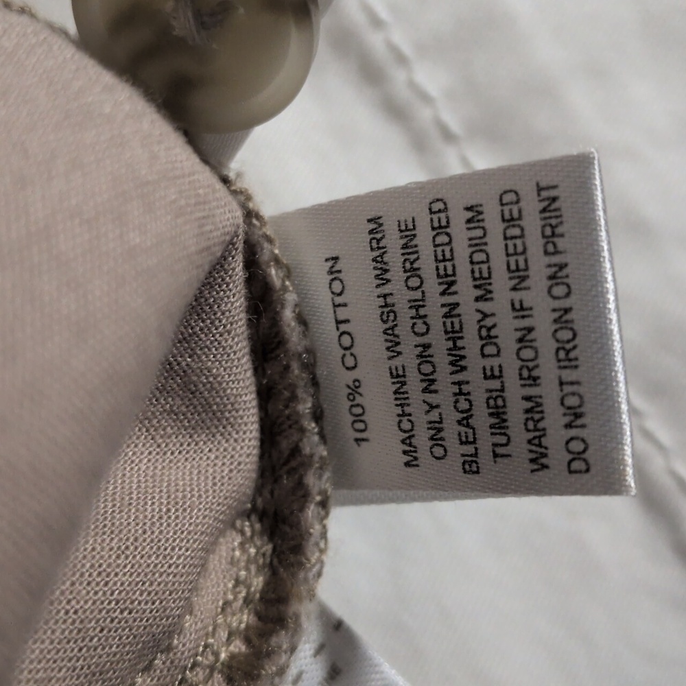 Bundle of Women's Ann Taylor LOFT Chino Shorts, White/Khaki, Size 8 NWT, Coastal - Picture 5 of 7
